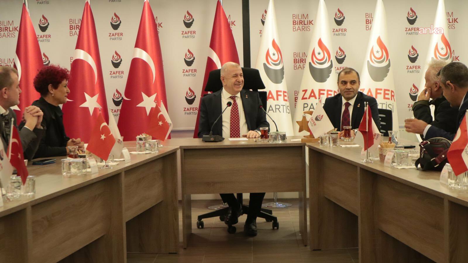 Emekli ve Emekçiler Dernekleri Federasyonu'ndan Ümit Özdağ'a ziyaret