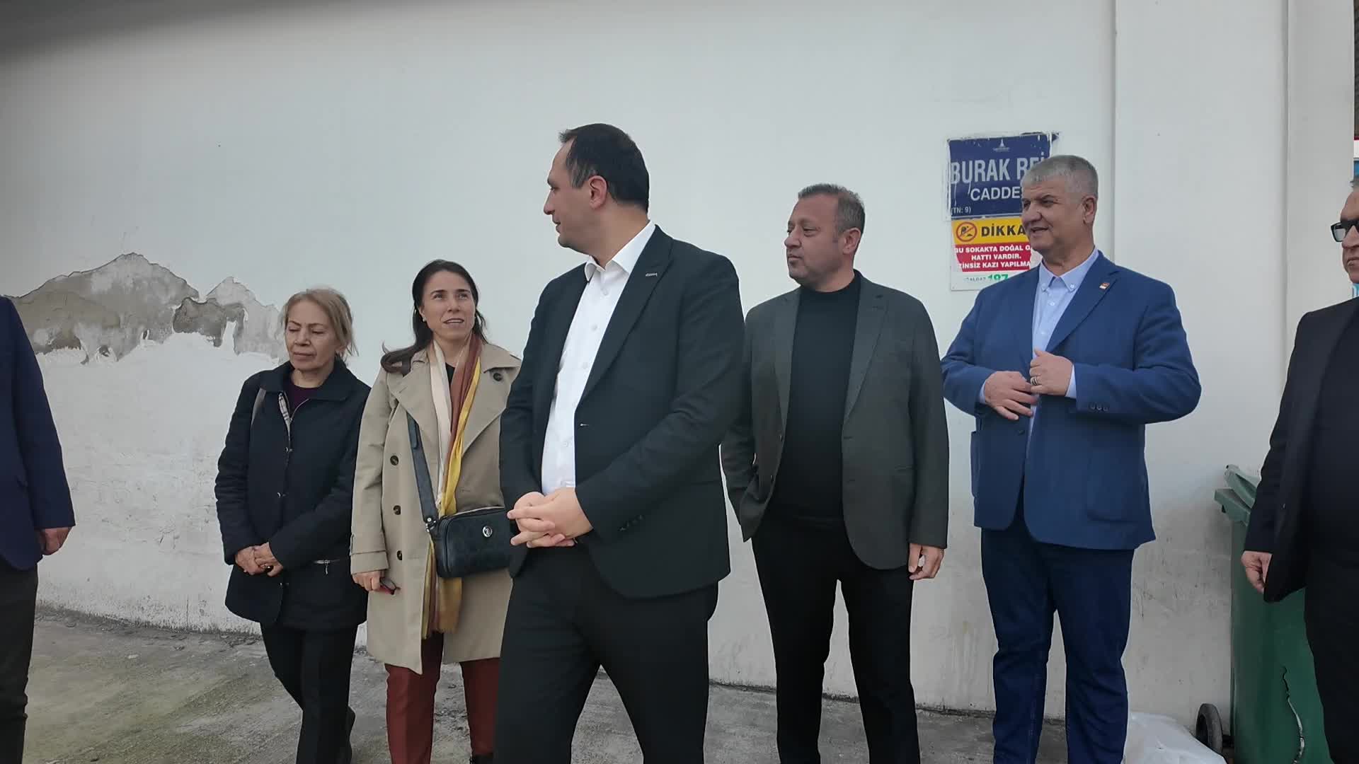 Bornova Belediye Başkanı Eşki, Çamdibi’nde incelemelerde bulundu