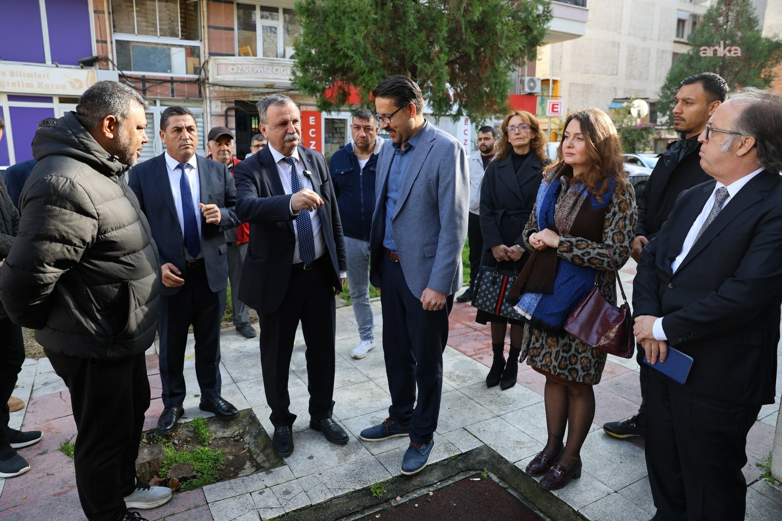 Yunusemre Belediye Başkanı Balaban, Ayni Ali Mahallesi’nde vatandaşlar ile buluştu