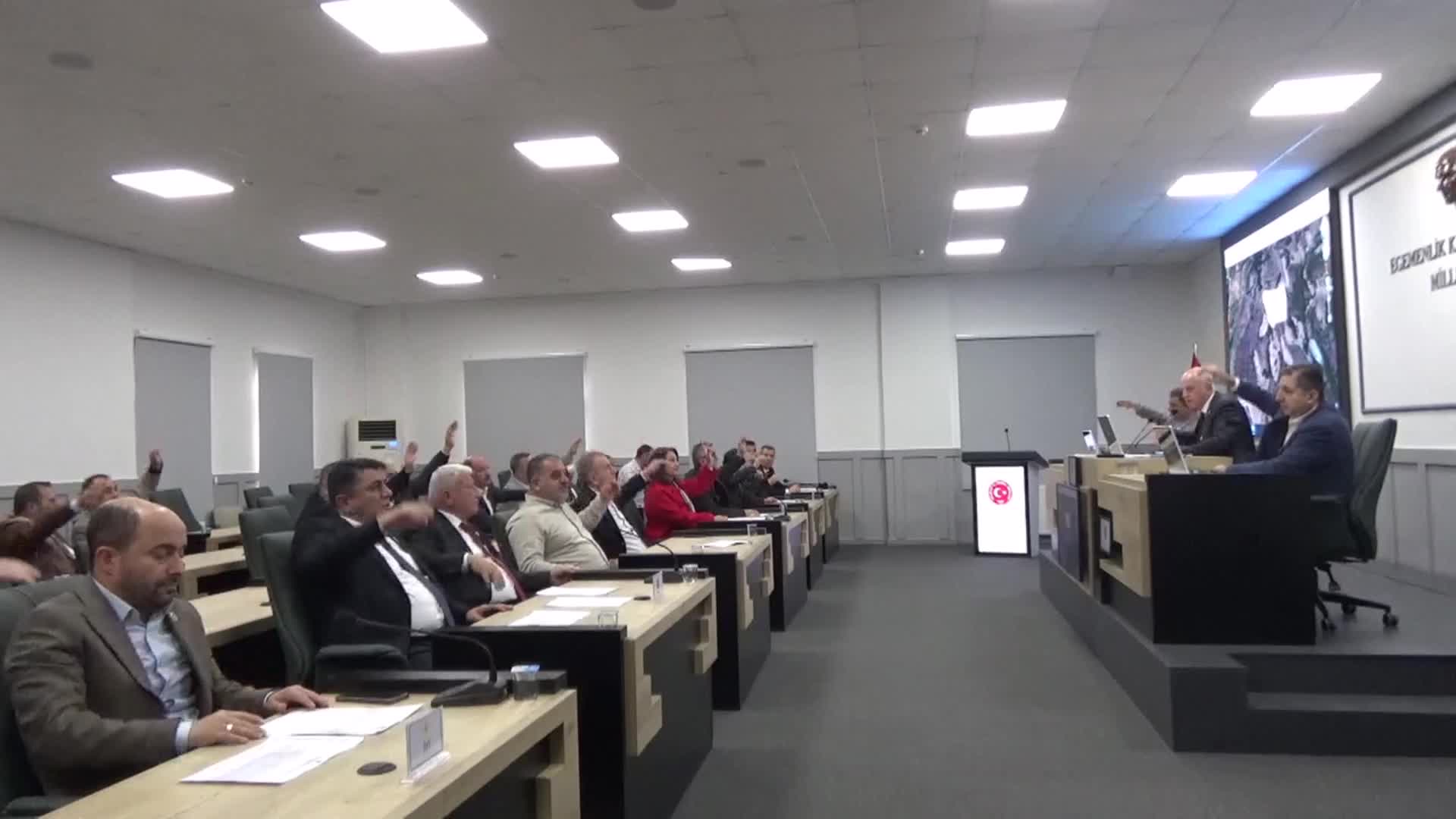 Bilecik İl Genel Meclisi'nde AFAD tartışması...