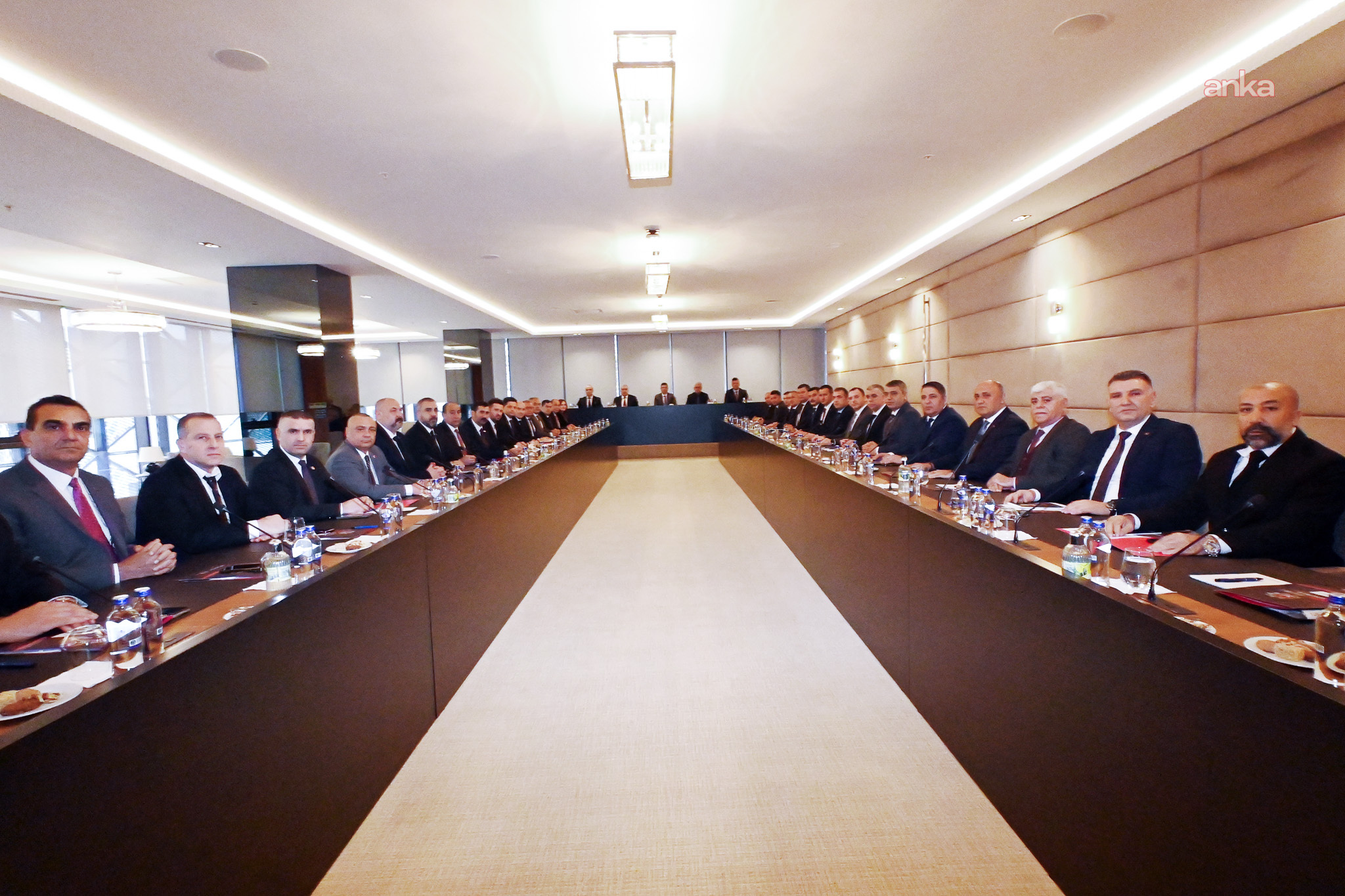Metal işkolundaki TİS görüşmeleri... Türk Metal Sendikası Başkanlar Kurulu: "MESS’in tutum ve yaklaşımına karşı, yasal ve meşru eylemleri ortaya koymaktan çekinmeyeceğiz"