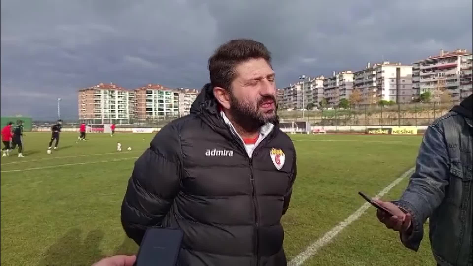 Bahis operasyonunda 17 oyuncusu ceza alan Edirnespor'da 12 futbolcu kaldı