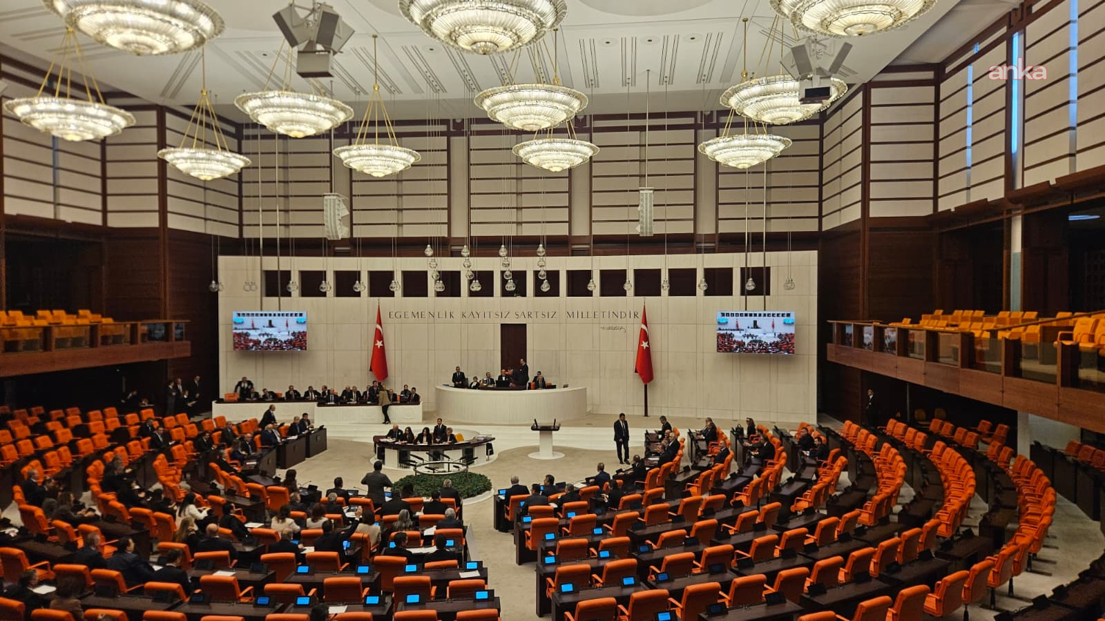 2026 bütçesi TBMM Genel Kurulu'nda... AK Parti milletvekilleri, bütçe görüşmelerinde yeterli sayıyı bulamadı, birleşime ara verildi