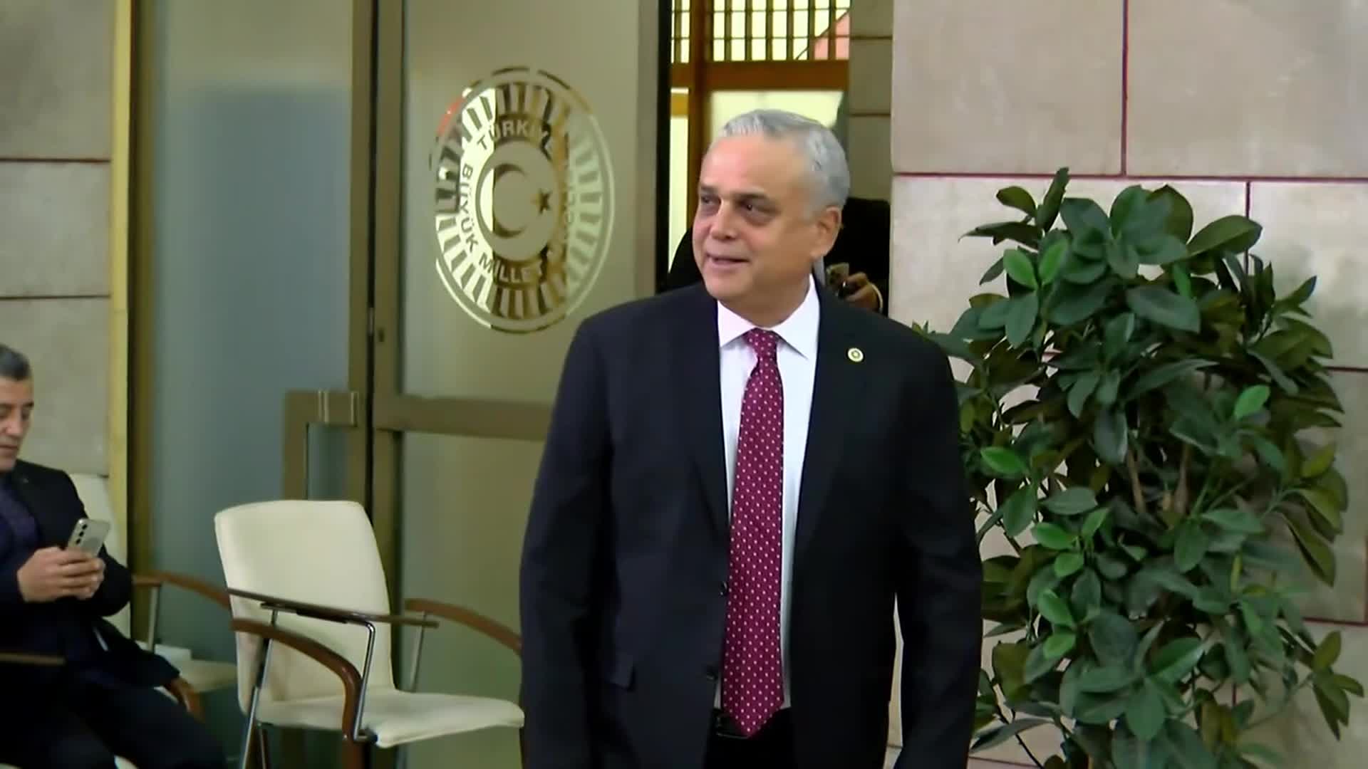 CHP'den istifa eden Mersin Milletvekili Çakır: Önce kendileri aklanıp gelecek