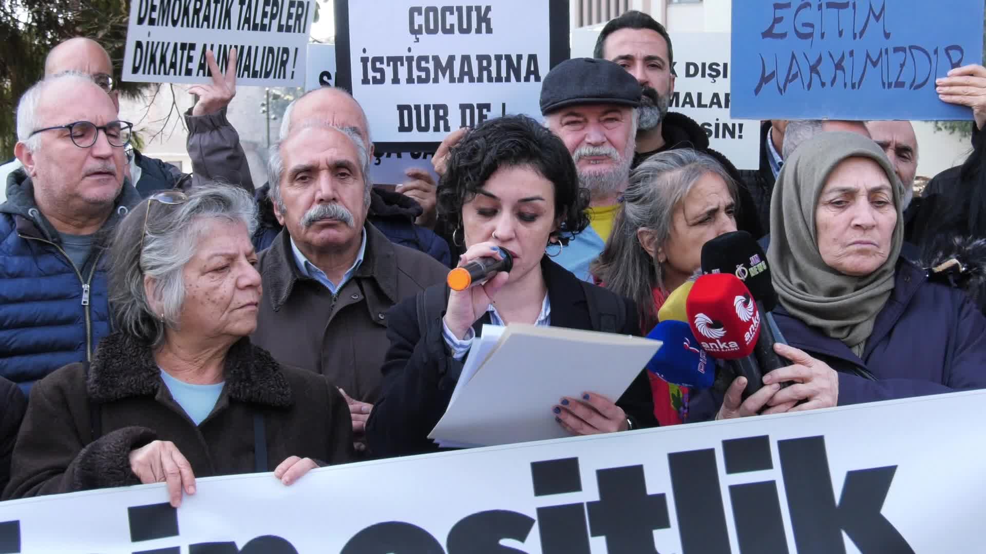 İHD:  Hapishaneler, Türkiye’de siyasal iktidarın hukuku bir baskı ve sindirme aracı olarak kullanmasının sonucunda tıka basa dolu durumdadır