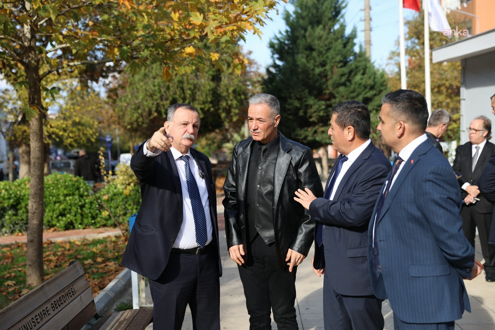 Yunusemre Belediye Başkanı Balaban, Lalapaşa'da vatandaşlar ile buluştu