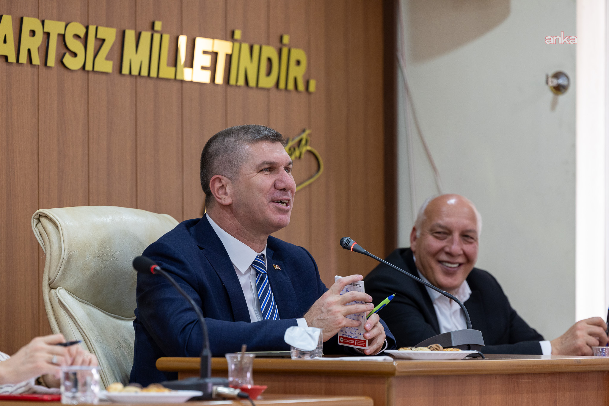 Burdur Belediye Başkanı Ercengiz, mahalle muhtarları ile bir araya geldi