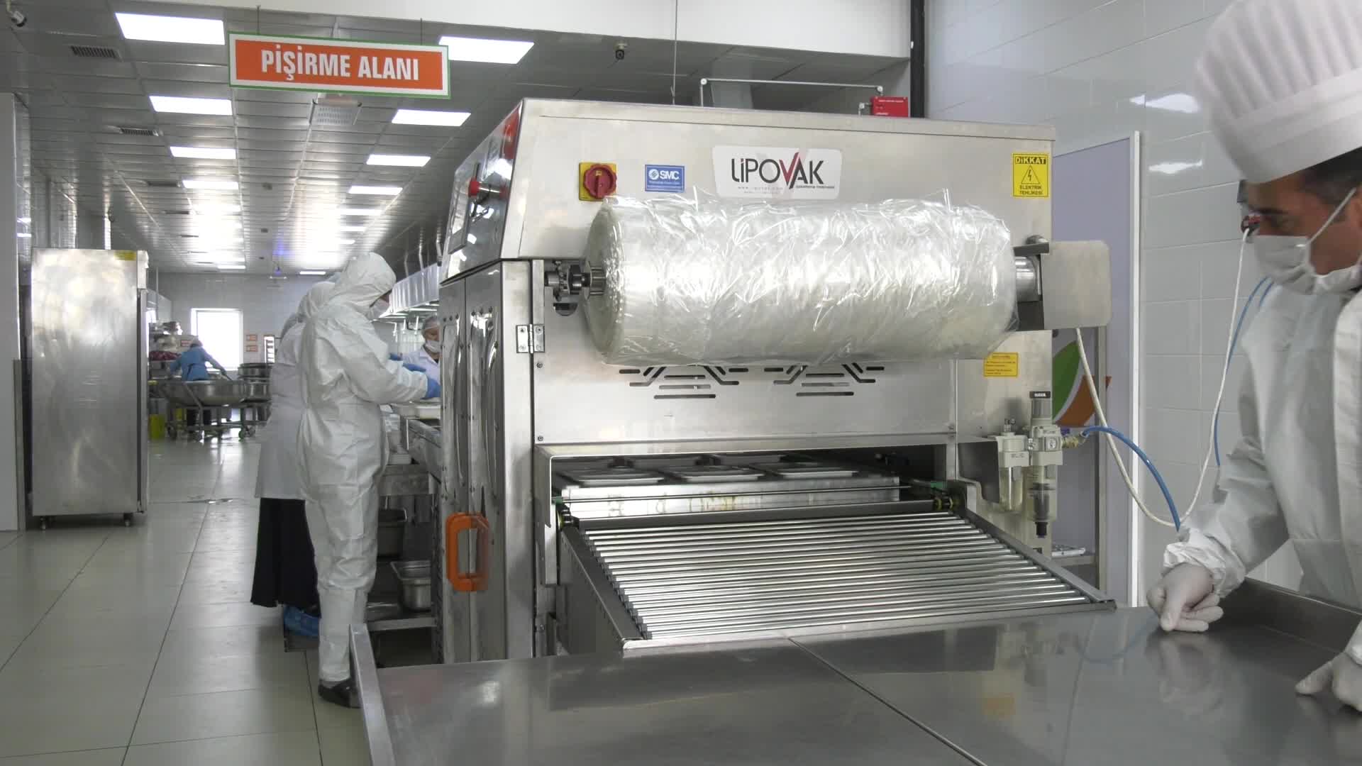 ANKARA BÜYÜKŞEHİR'DEN SICAK YEMEK SEFERBERLİĞİ