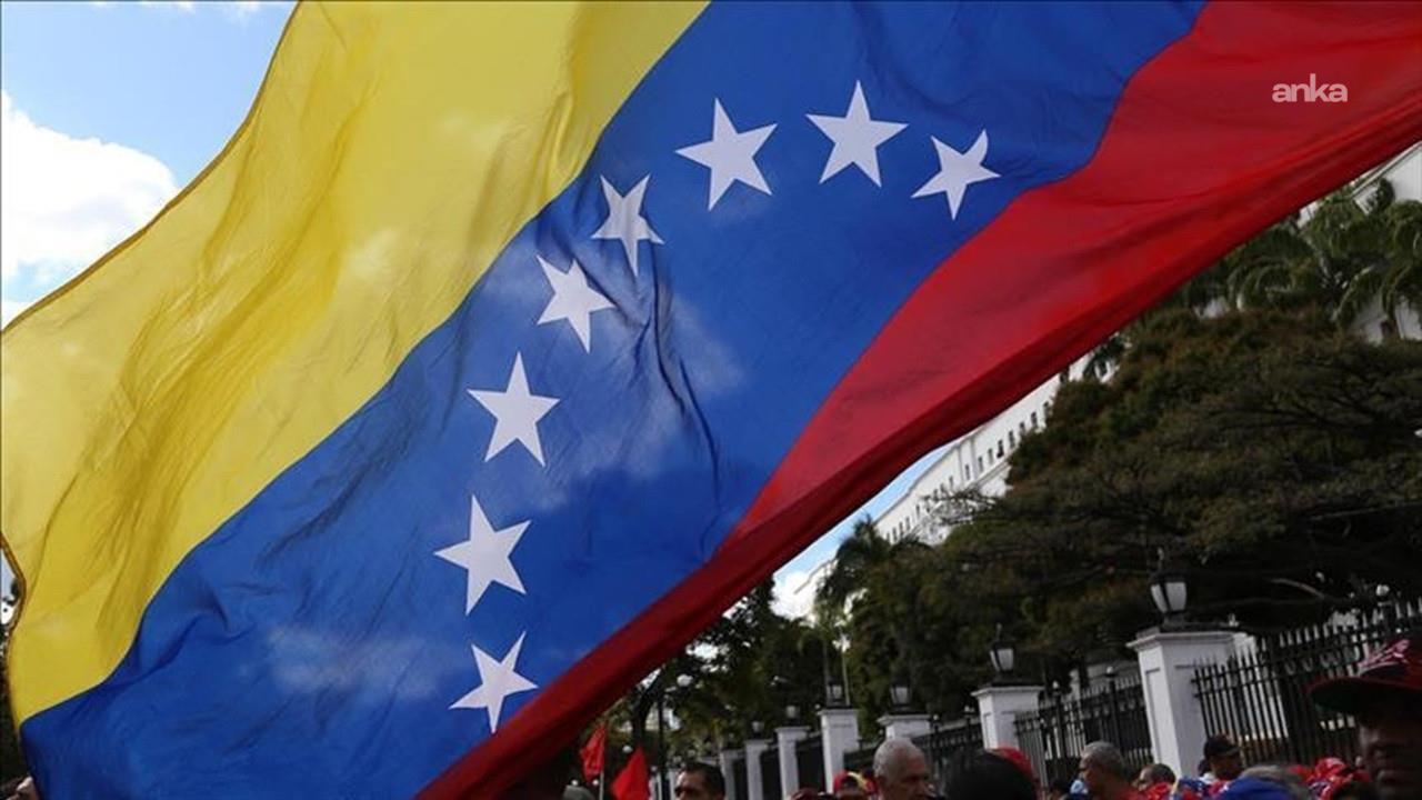Venezuela yönetiminden bildiri: "ABD’nin korsanlık eylemleri uluslararası suçtur”