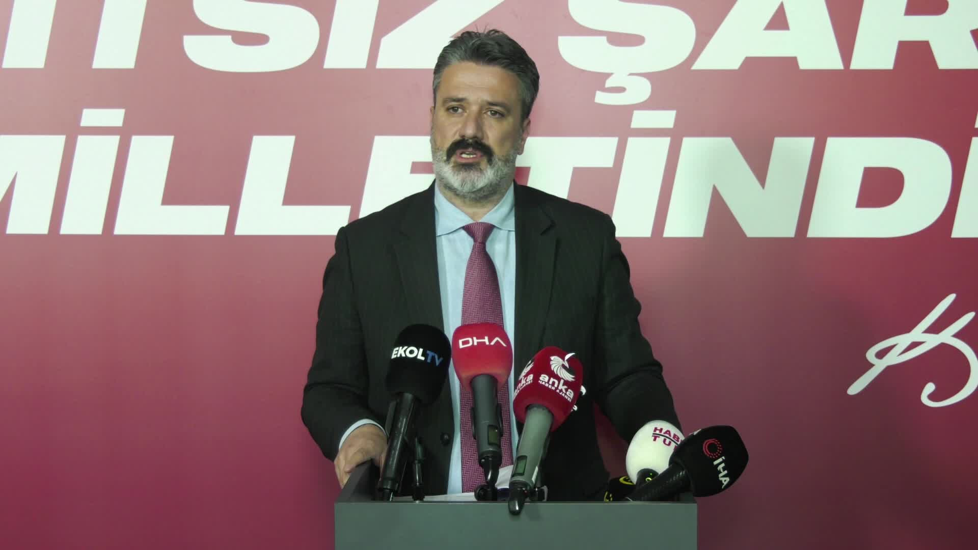İBB Tarife Komisyonu Başkanı Mustafa Karaoğlu: Hem Anadolu hem de Avrupa Yakası Mezarlıklar Şube Müdürlüğü nezdinde verilen hizmetlerimizin büyük bir çoğunluğu ücretsizdir