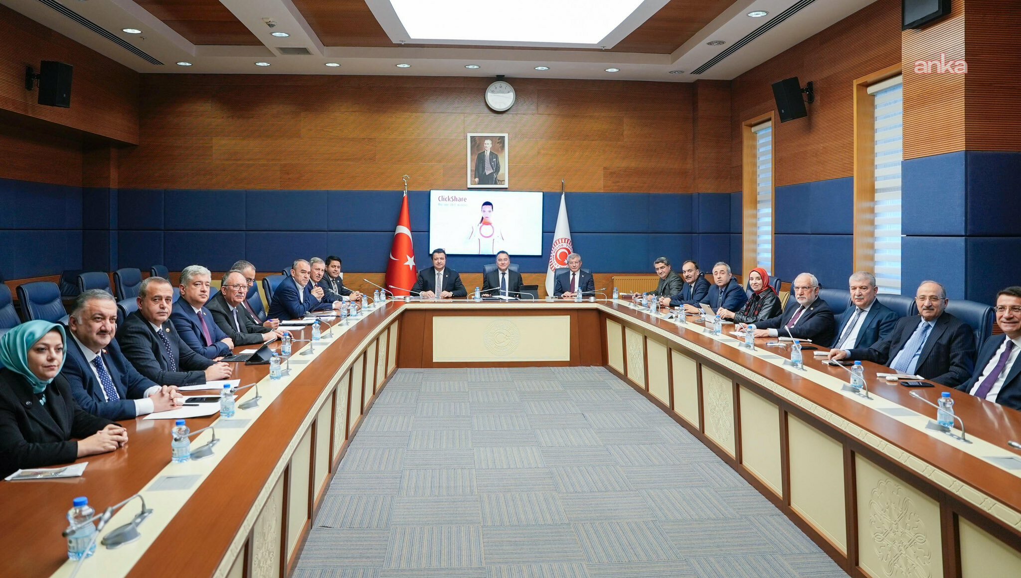 Yeni Yol Grubu'nu oluşturan partilerin genel başkanları TBMM'de bir araya geldi