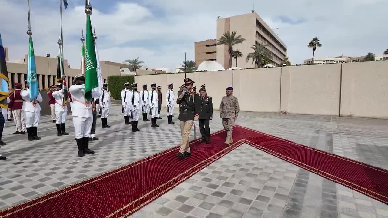 Genelkurmay Başkanı Bayraktaroğlu'ndan Suudi Arabistanlı mevkidaşına ziyaret