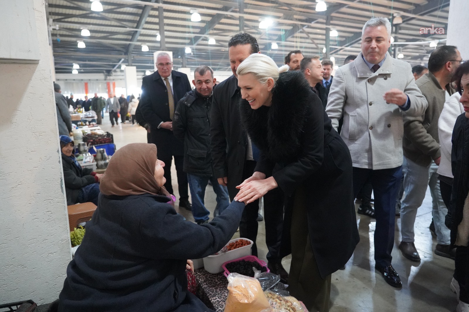 Bilecik Belediye Başkanı Subaşı, 3 ilçede vatandaşlar ile bir araya geldi