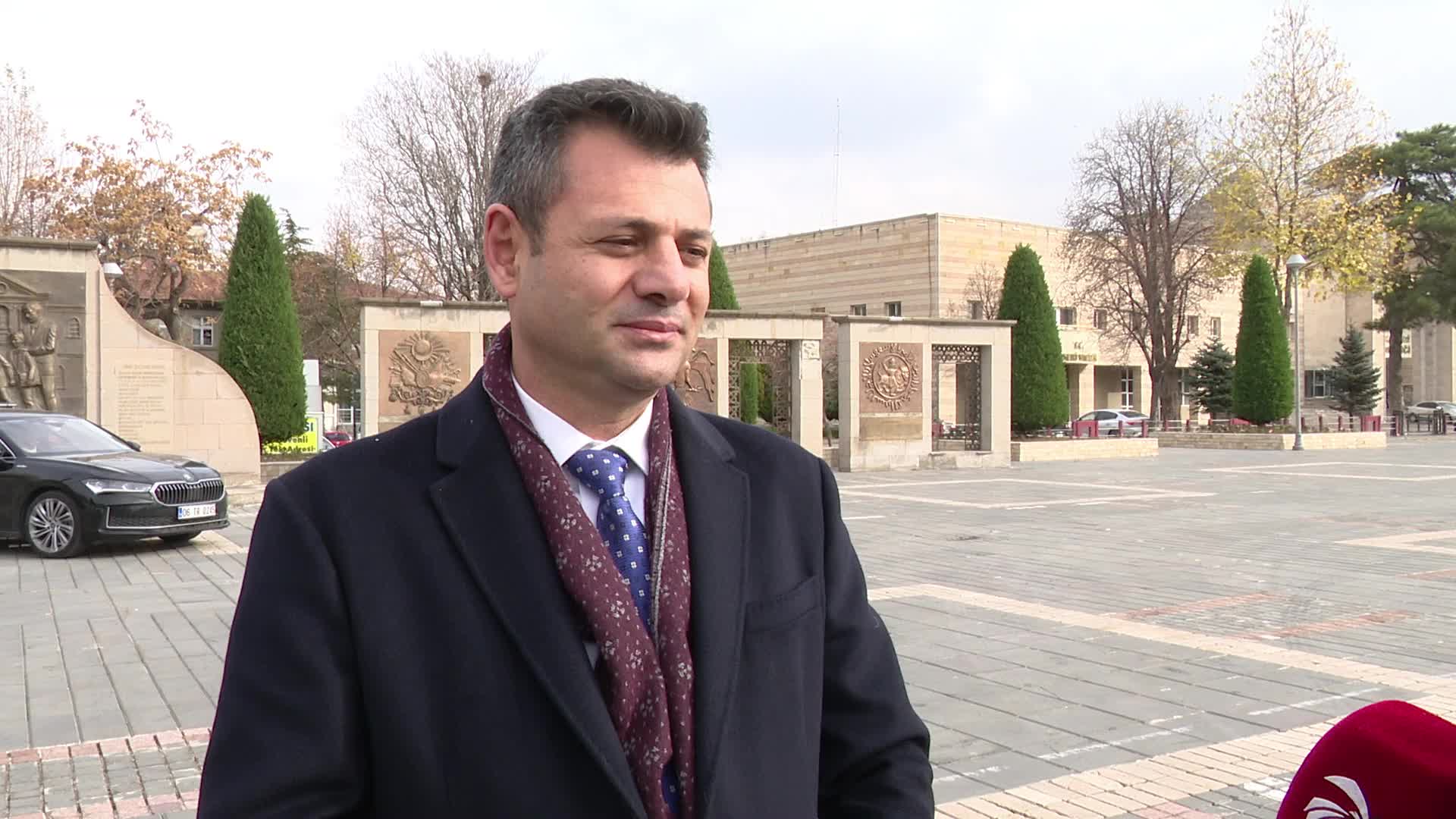 CHP’nin Kayseri mitingi... Ali Abbas Ertürk: “CHP’nin bayrakları bu ülkenin sokaklarını kirletmez.  Sokakları kirleten Belediye Başkanı’nın siyasi nezaketsizliğidir”