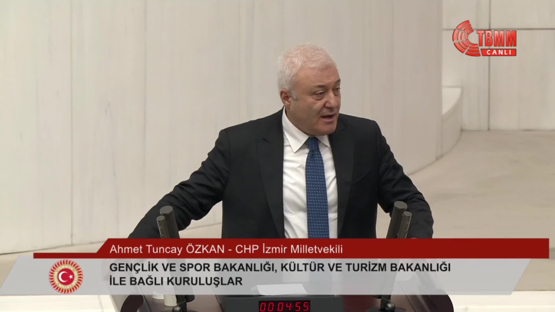 2026 bütçesi TBMM Genel Kurulu'nda... TBMM Başkanvekili Adan'dan AK Partili Usta'ya: "Beni uyarmaya hakkın yok. Yerinden kalkıp nereye gidiyorsun, kimi döveceksin?"
