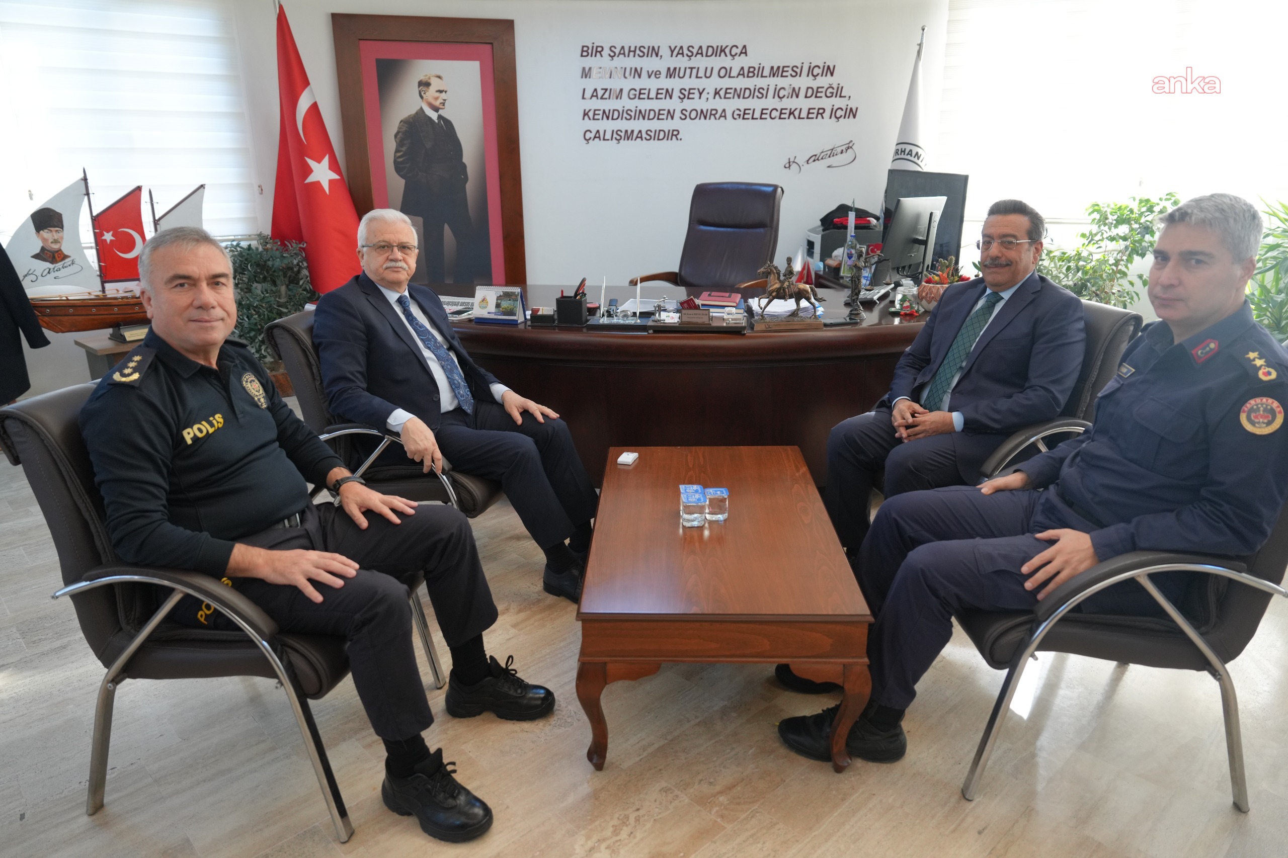 Burhaniye Belediye Başkanı Deveciler, ilçe protokolünü ağırladı