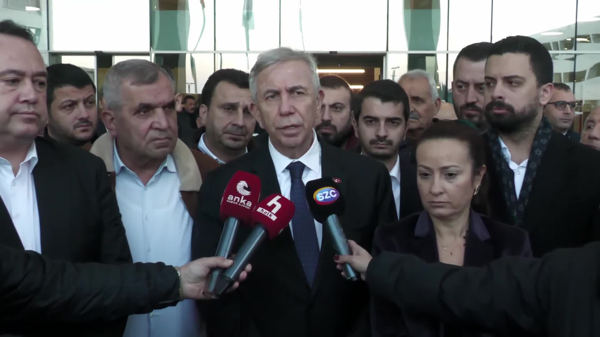 Ankara Büyükşehir Belediye Başkanı Yavaş’tan entübe edilen Gülşah Durbay’a hastane ziyareti... "İnşallah bir mucize gerçekleşir"