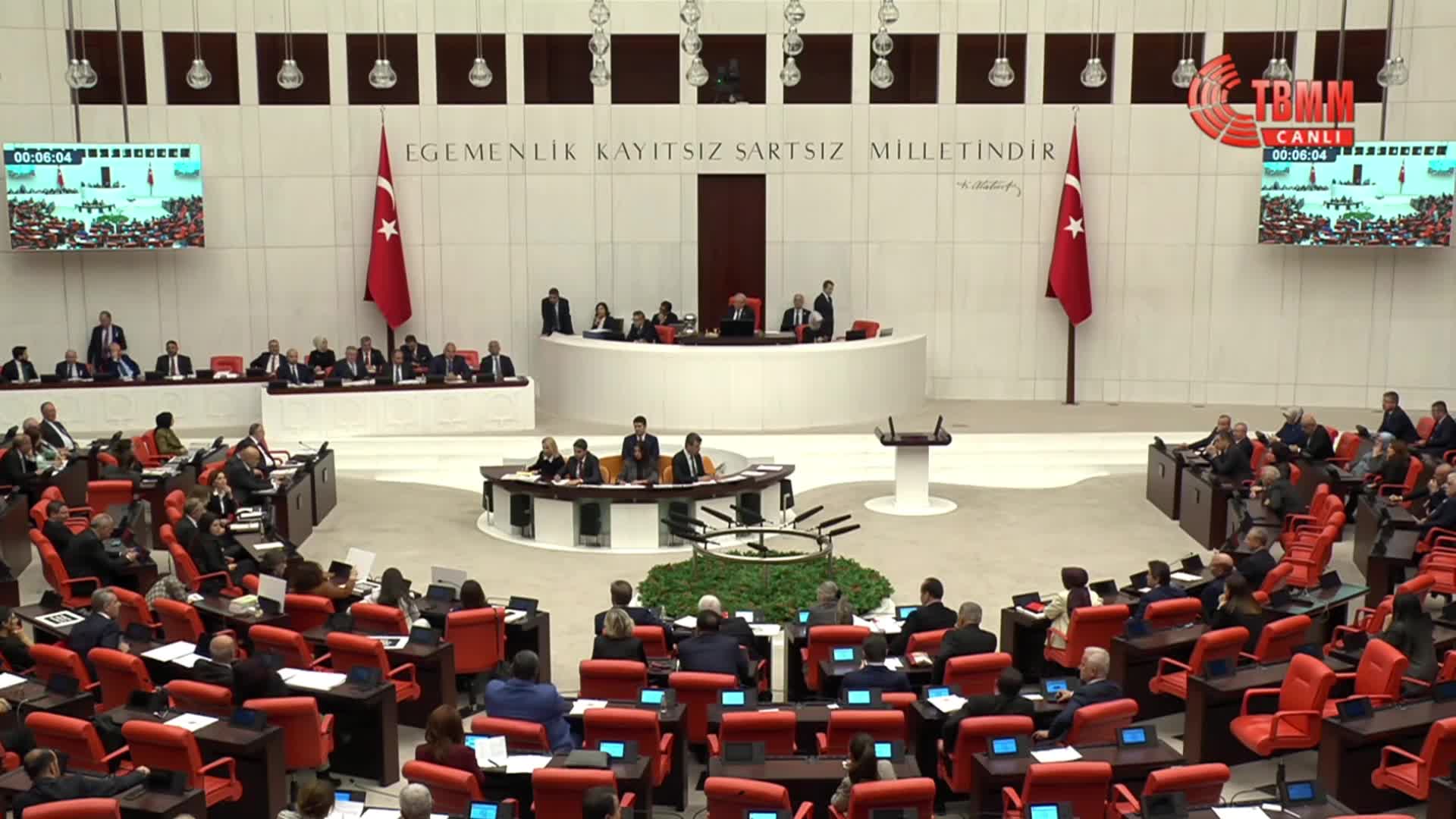 2026 bütçesi TBMM Genel Kurulu'nda... Bakan Ersoy'dan Kartalkaya açıklaması: 18 Temmuz’da 3 bürokratımızla ilgili soruşturma iznini verdik