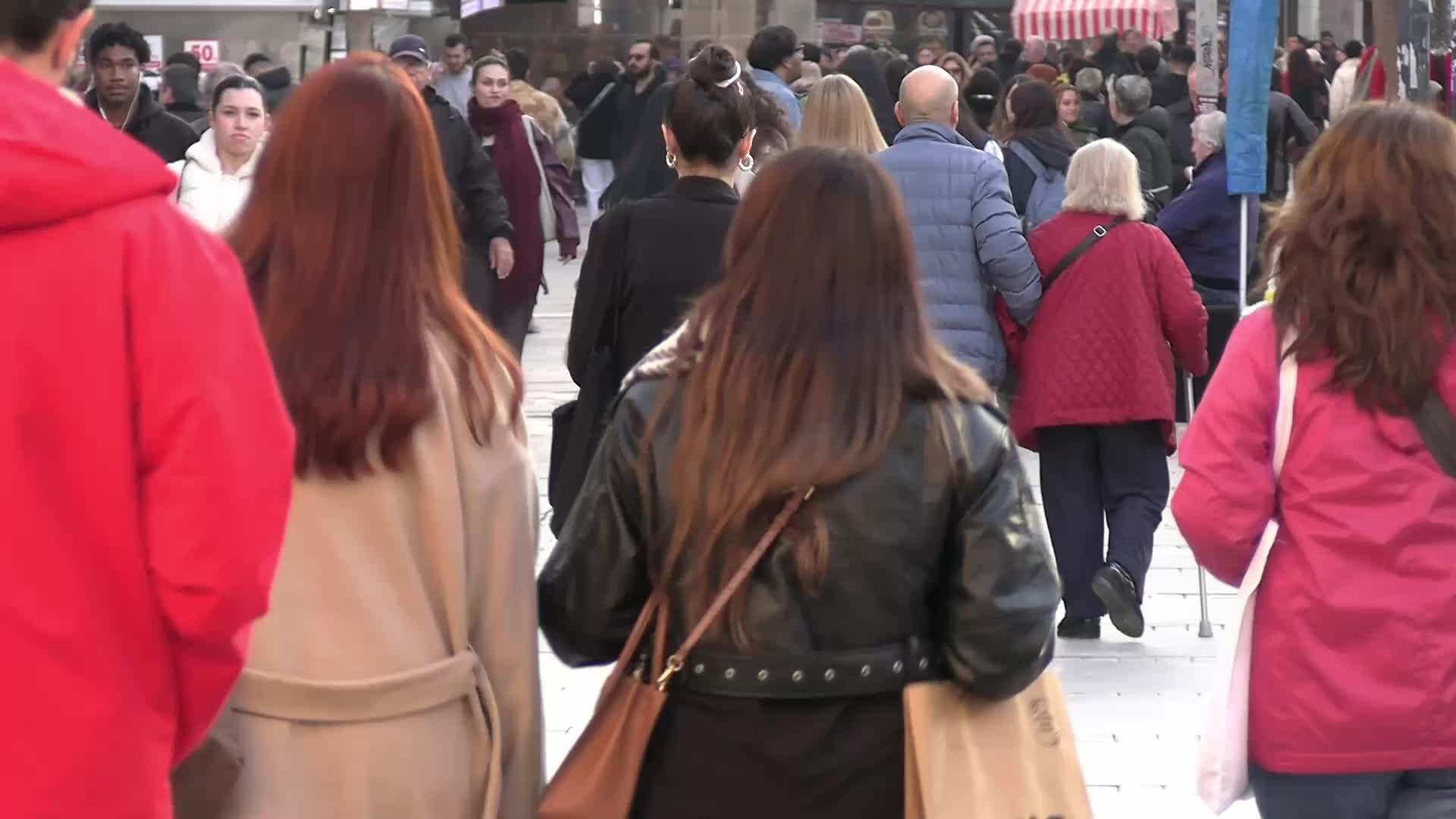 Cumhurbaşkanı Erdoğan'ın TİSK'e asgari ücret çağrısına yurttaşlardan tepki: "Sonumuz iyi değil, yine sürünmeye devam edeceğiz"