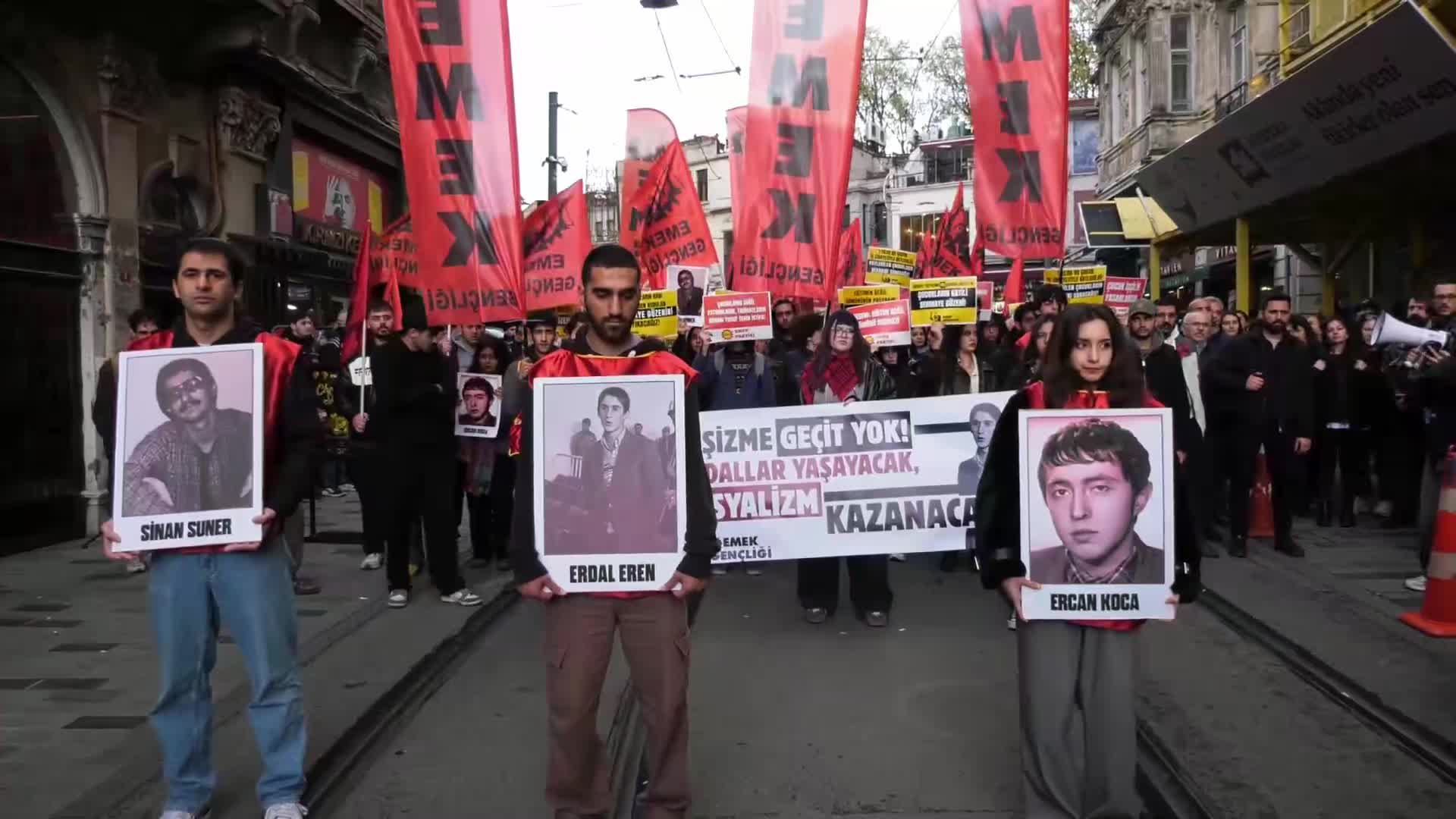 EMEK Partisi: Dün Erdal Eren'in yaşını büyütürek idam sehpasına götüren anlayış, bugün de MESEM aracılığıyla çocukları sermayenin dişlileri arasında ölüme götürüyor