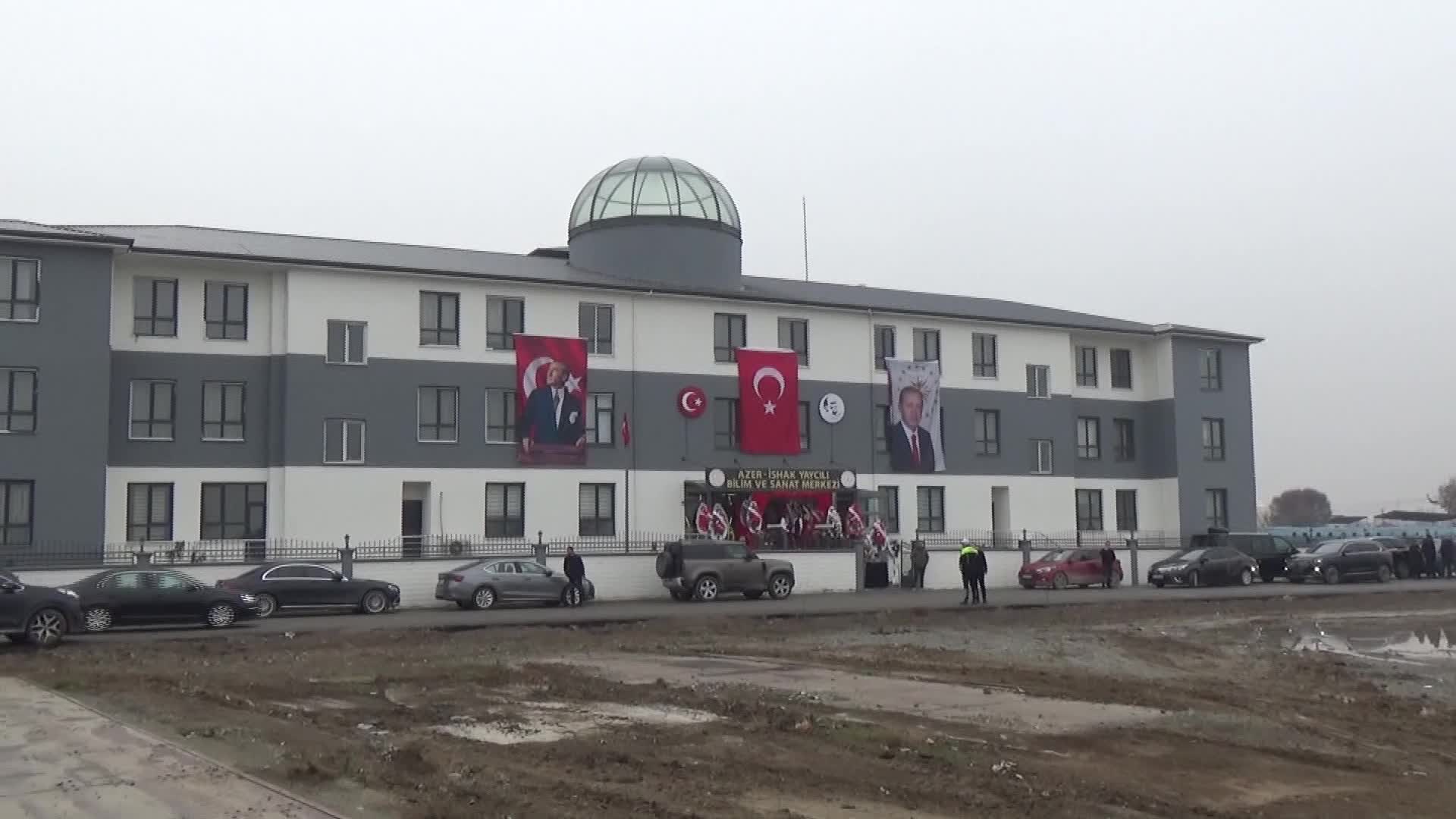 Azer-İshak Yaycılı Bilim ve Sanat Merkezi törenle açıldı
