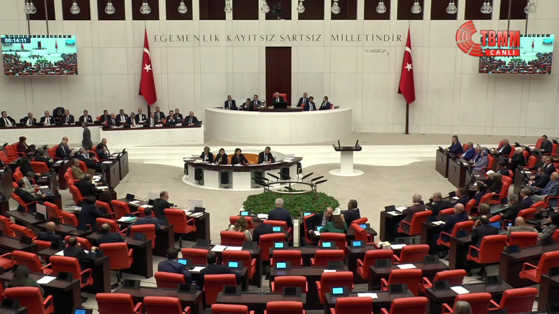 2026 bütçesi TBMM Genel Kurulu'nda... Bakan Memişoğlu: Akademik kurulun kararına göre HPV aşısını alıp almayacağımıza karar vereceğiz