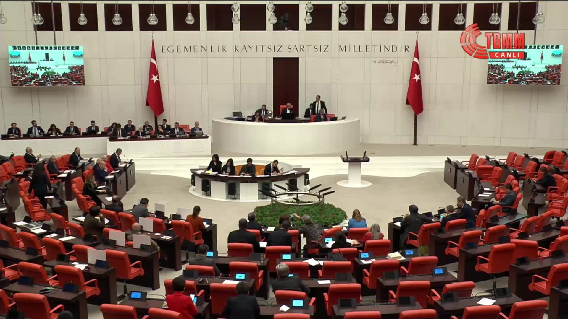 2026 bütçesi TBMM Genel Kurulu’nda… İYİ Parti Grup Başkanvekili Çömez: "Meclis'te yaşanan cinsel istismardan üç bakanlık da sorumludur"