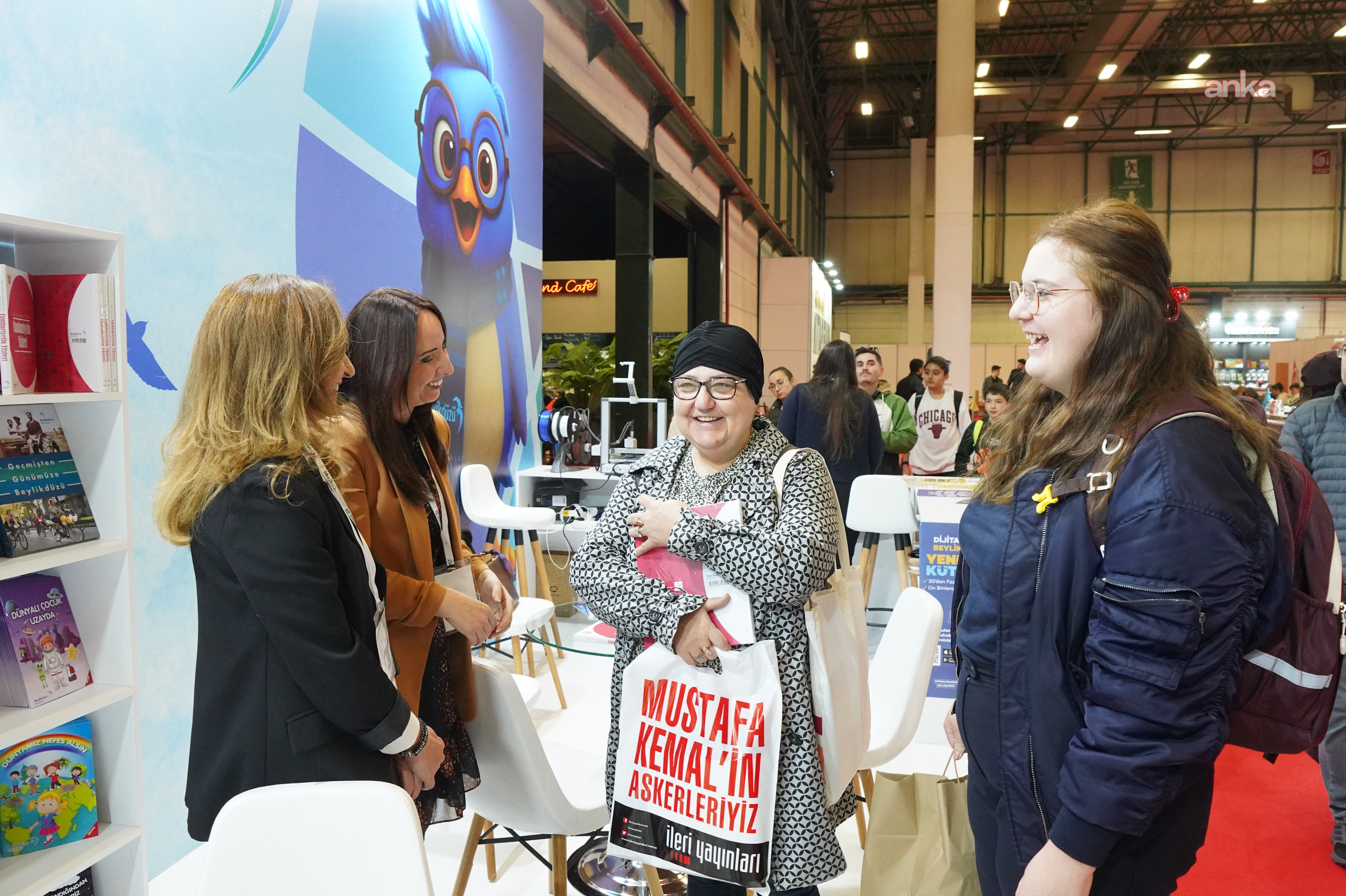 Beylikdüzü Belediyesi, 42. Uluslararası İstanbul Kitap Fuarı'nda ziyaretçilerini ağırlıyor