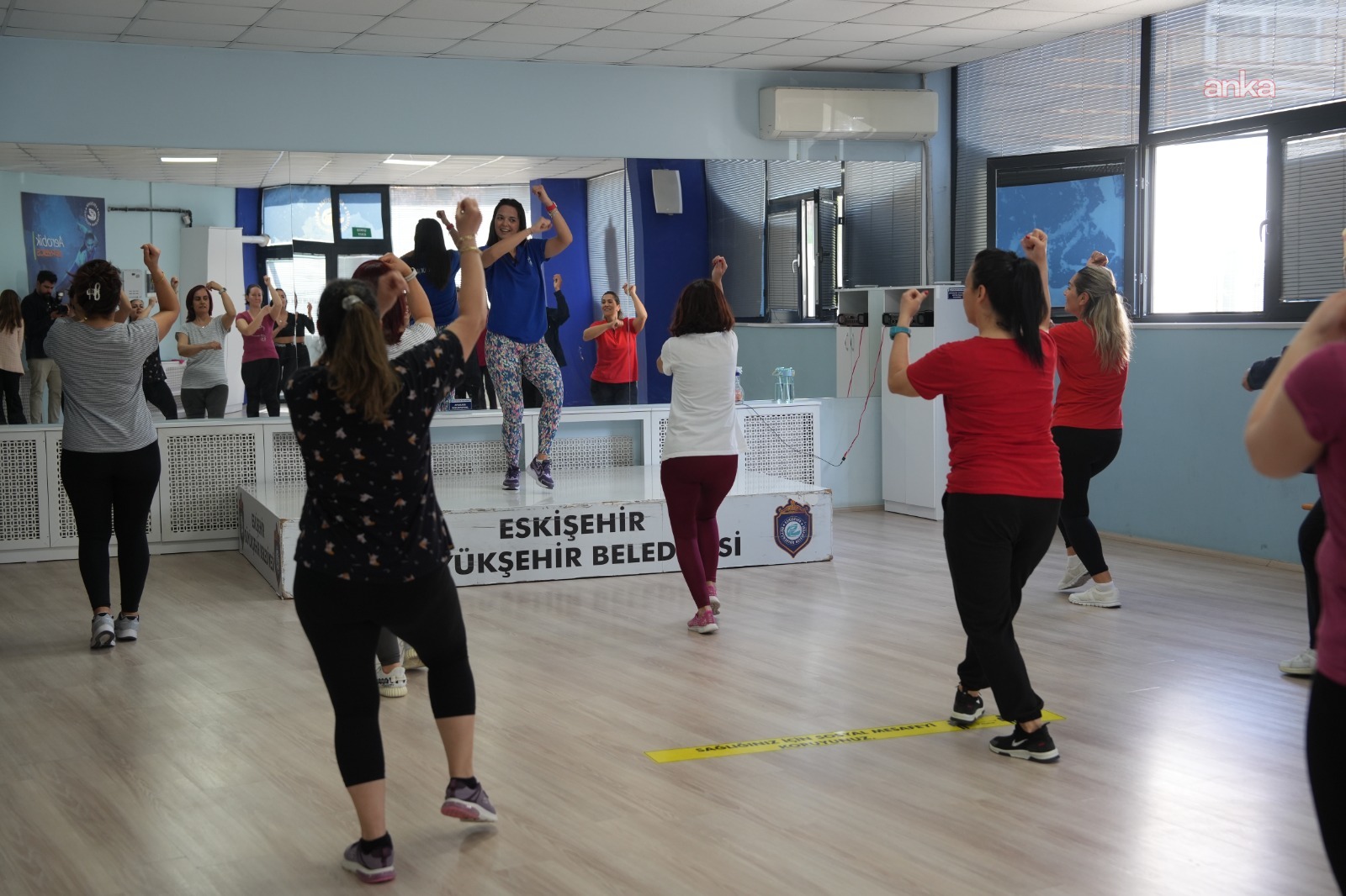 Eskişehir ?Büyükşehir Belediyesi, kadınları spor yapmaya davet ediyor