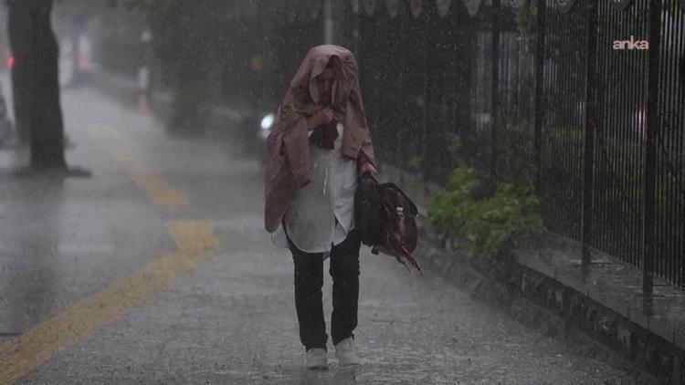 Meteoroloji'den Orta Karadeniz'de kuvvetli yağış, Orta Akdeniz'de kuvvetli rüzgar uyarısı