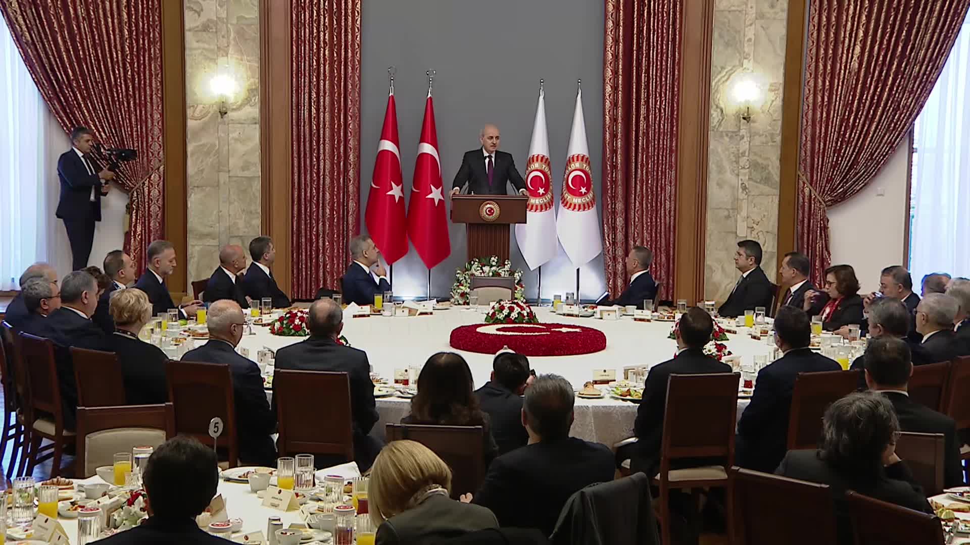 16 Büyükelçiler Konferansı... Numan Kurtulmuş: Terörsüz Türkiye'nin sağlanması bölge ülkelerine huzur ve güvenliğin gelmesi anlamına gelecek