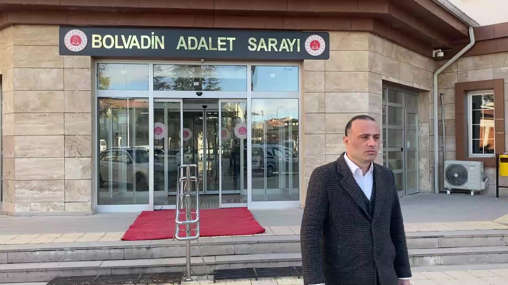 Gazeteciden, MHP'li Bolvadin Belediye Başkanı Aynacı hakkında "hakaret" şikayeti