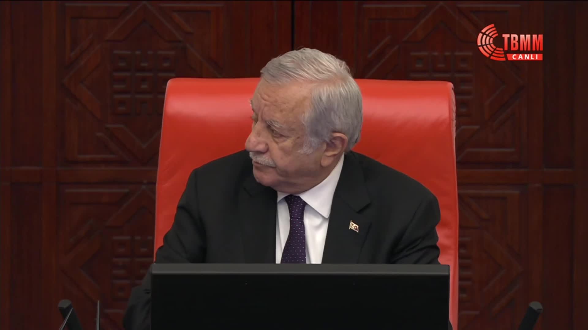 2026 bütçesi TBMM Genel Kurulu'nda... DEM Partili Tiryaki: Türkiye'de bir yerel yönetim reformu şart