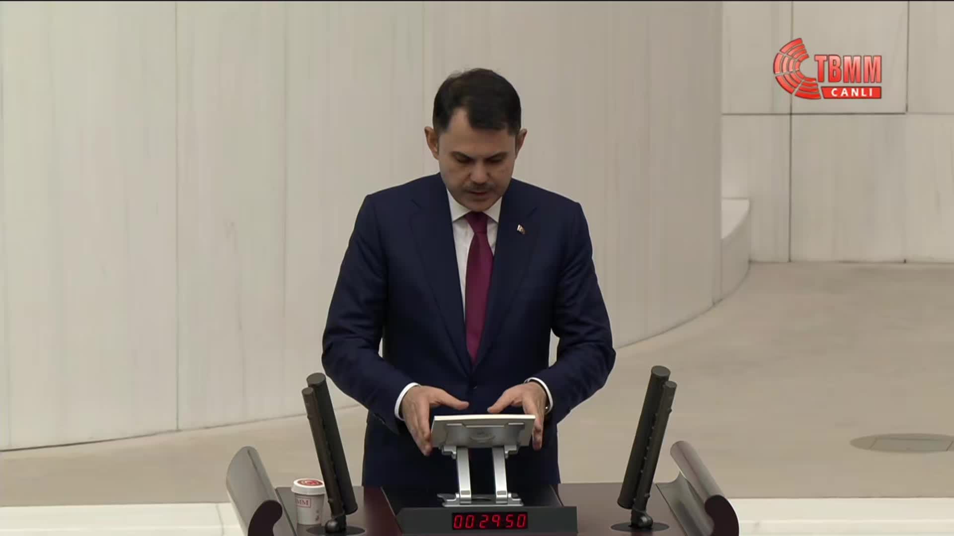 2026 bütçesi TBMM Genel Kurulu'nda... Murat Kurum: Kira ve konut fiyatlarını dengeleyeceğiz, ev sahibi olmayan tek bir dar gelirli vatandaşımız kalmayana kadar çalışacağız