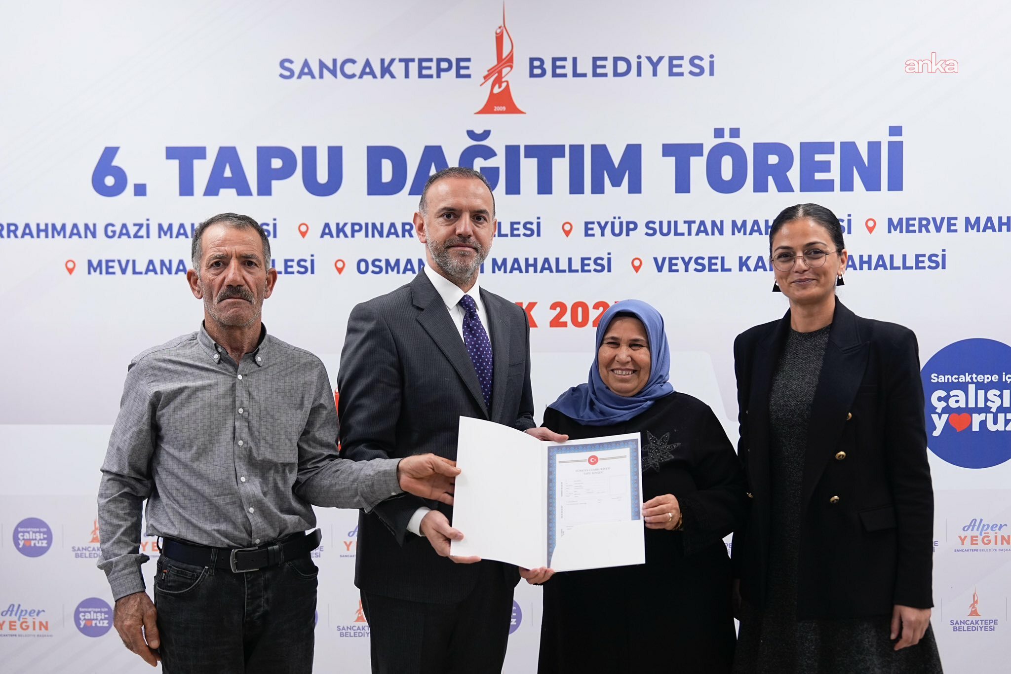 Sancaktepe’de yıllardır beklenen tapular, 83 hak sahibine teslim edildi