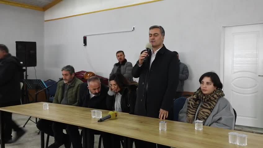 Yerine kayyım atanan Van Büyükşehir Belediye Eş Başkanı Zeydan: Van halkı 10 aydır kayyıma karşı iradesine sahip çıkıyor