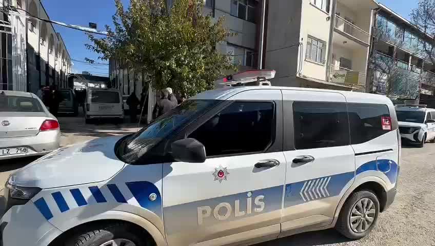 Malatya Şire Pazarı'nda silahlı kavga: 2 yaralı