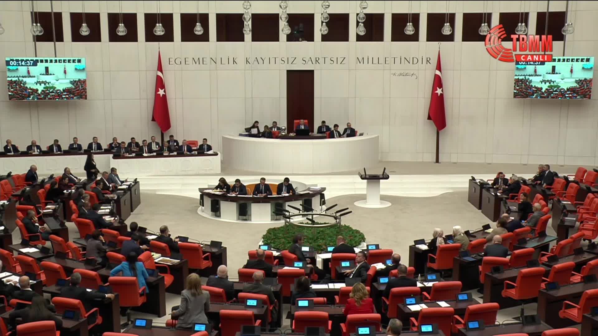 2026 bütçesi TBMM Genel Kurulu'nda... Cevdet Yılmaz: Ben keşke 12,7 küçüldük, deseydim de bu tartışmalar olmasaydı. Siyaseten yanlış yaptım