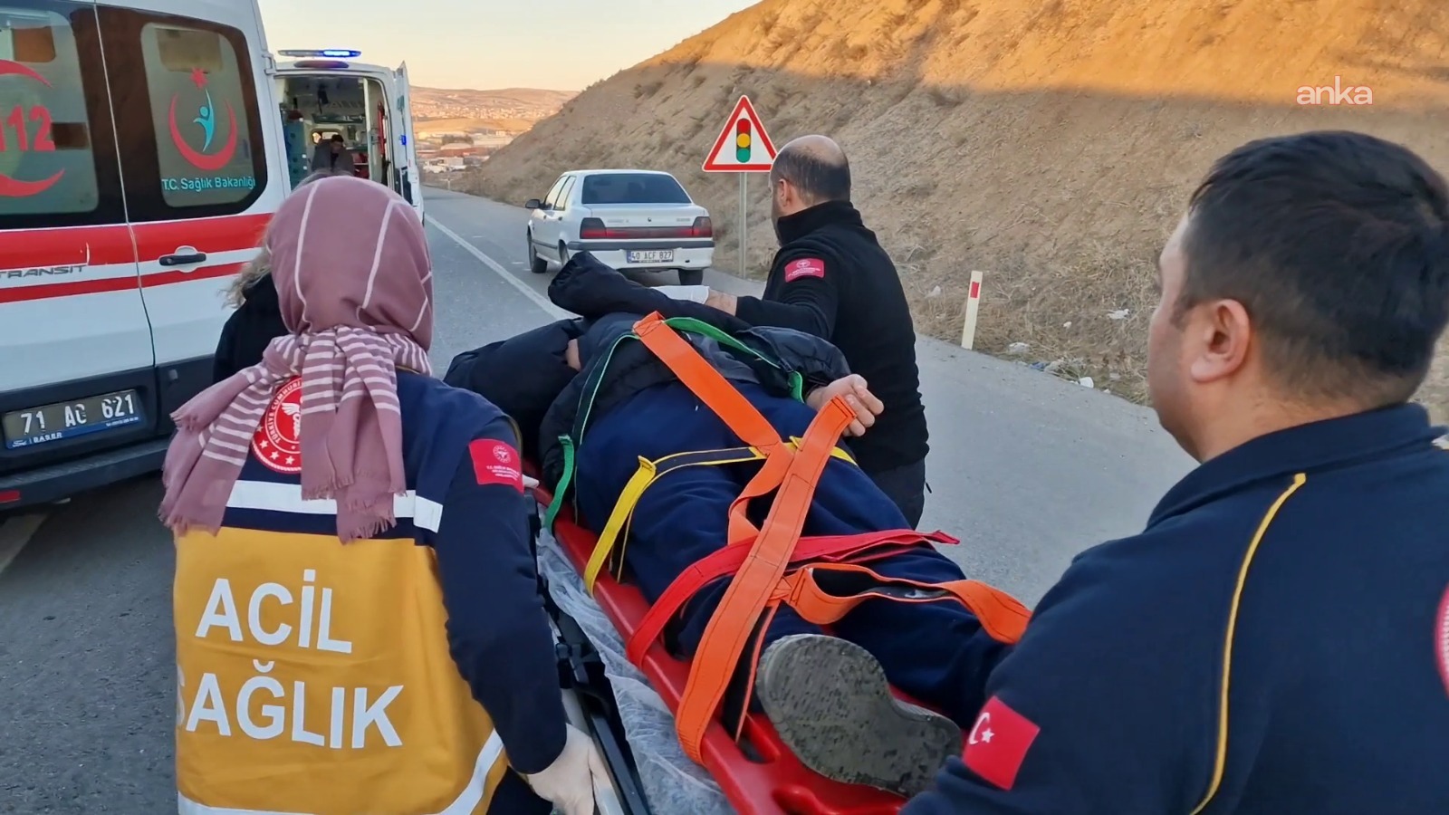 Kırıkkale’de üç işçi servisi çarpıştı: 10 işçi yaralandı