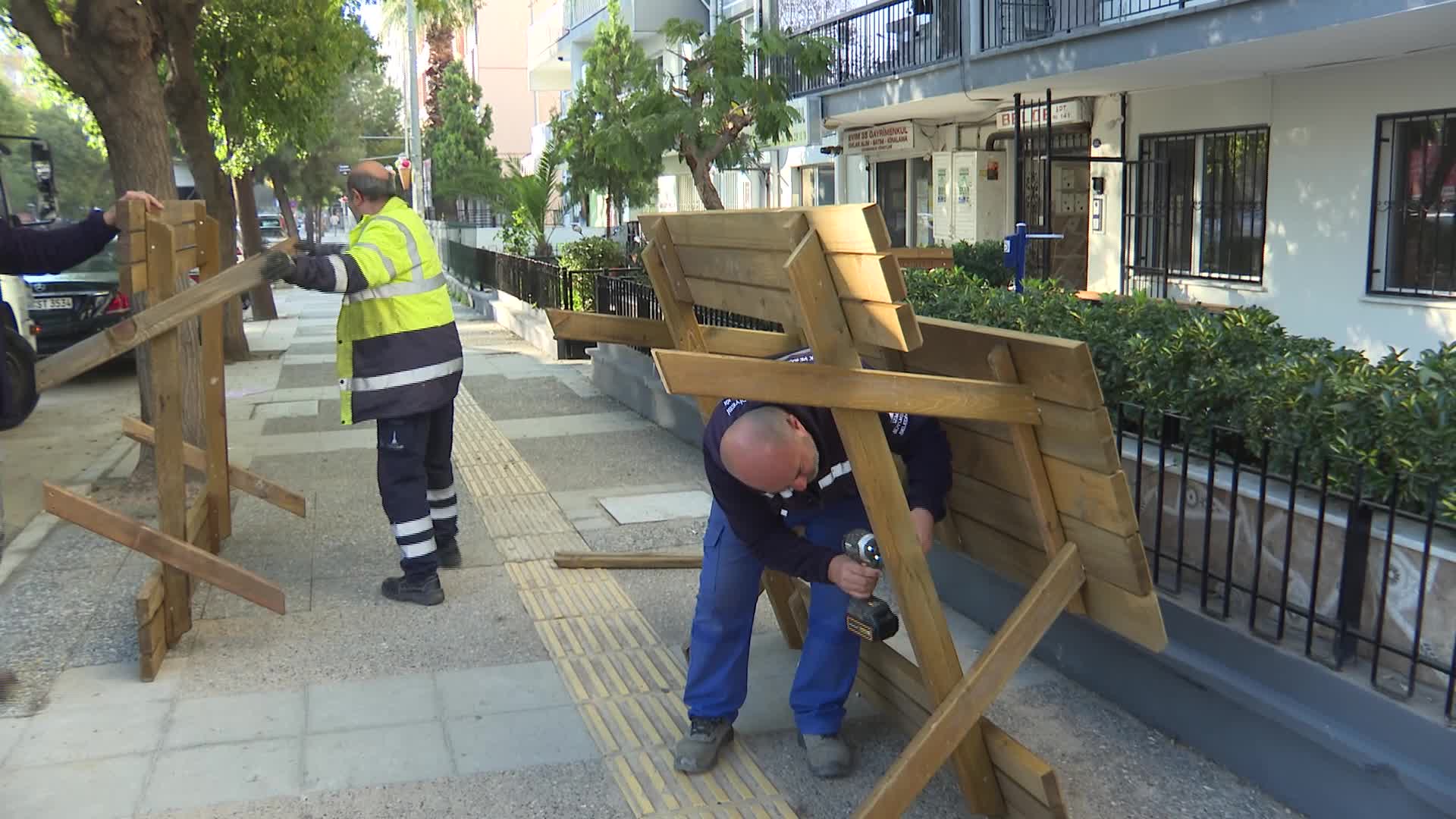 İzmir Büyükşehir Belediyesi’nden “sosyal belediyecilik” hamlesi