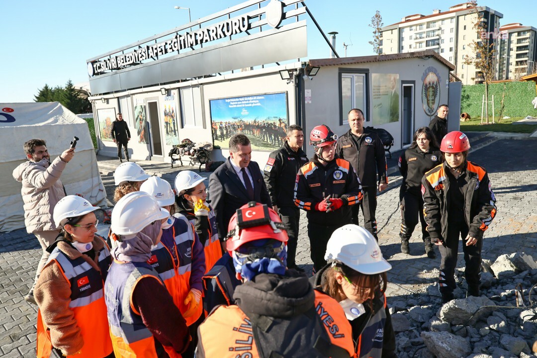Silivri Belediye Başkanı Balcıoğlu: "Afetlere hazırlıklı bir Silivri için tüm paydaşlarımızla çalışmalarımızı sürdürüyoruz"