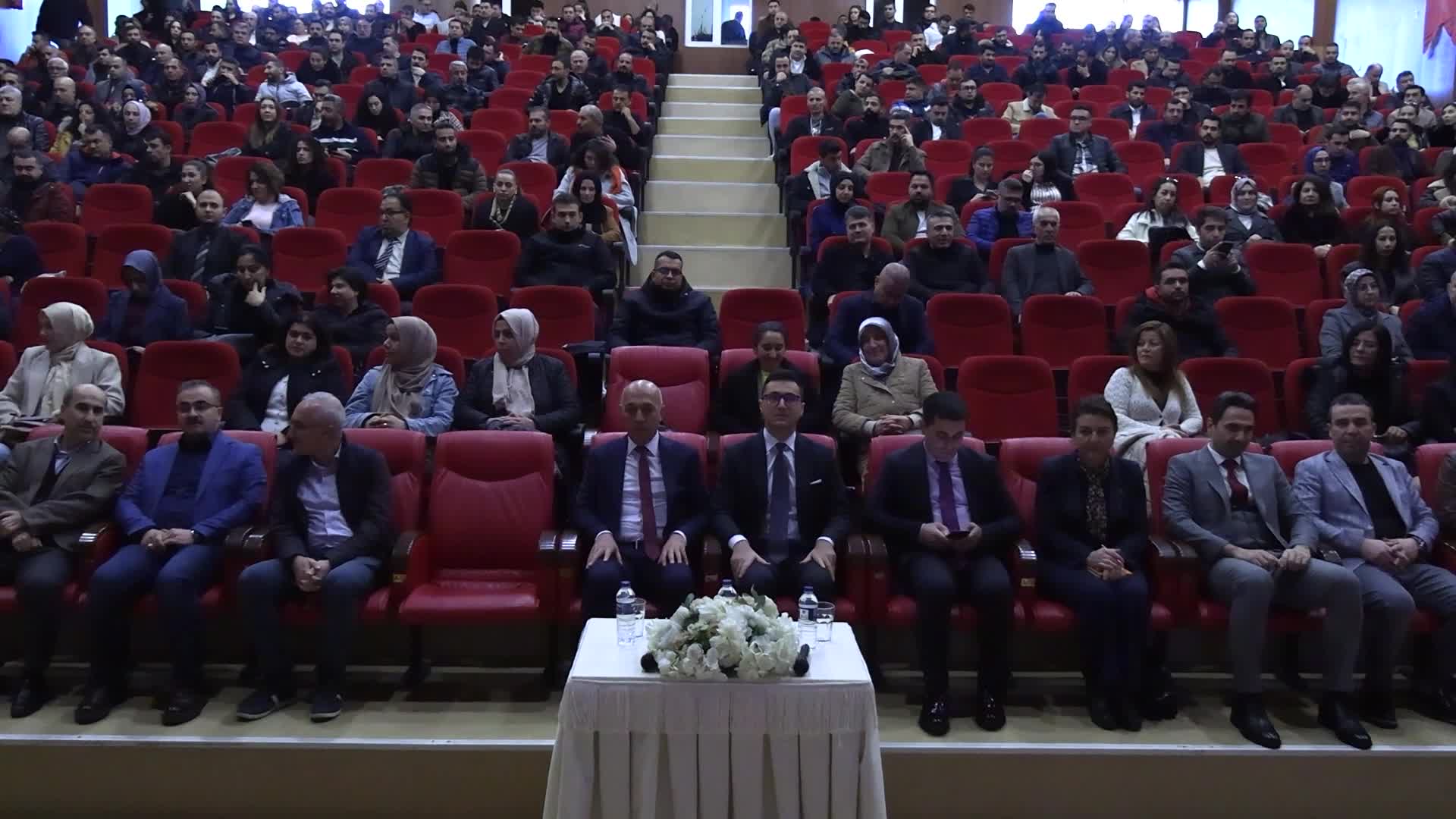 Diyarbakır’da CİMER personeline "vatandaşla etkili iletişim ve süreç yönetimi" eğitimi