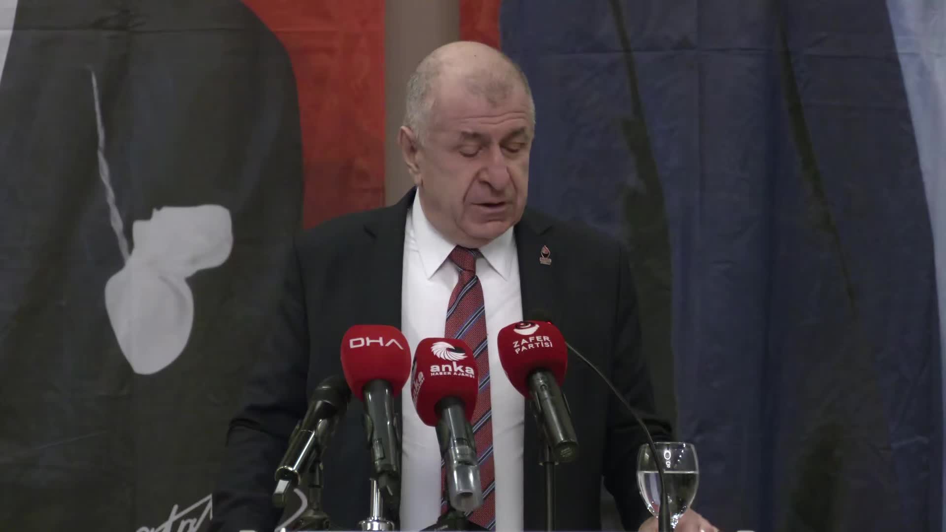 Ümit Özdağ: “YPG-SDG’ye karşı müzakere değil, mücadele esastır”