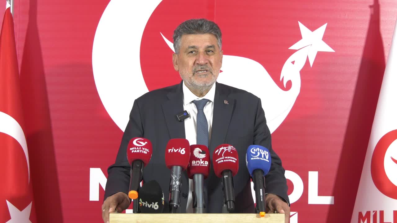 Remzi Çayır: "Bu ülkede iki dil, iki tane devleti çıkarır, bölünmeyi getirir"