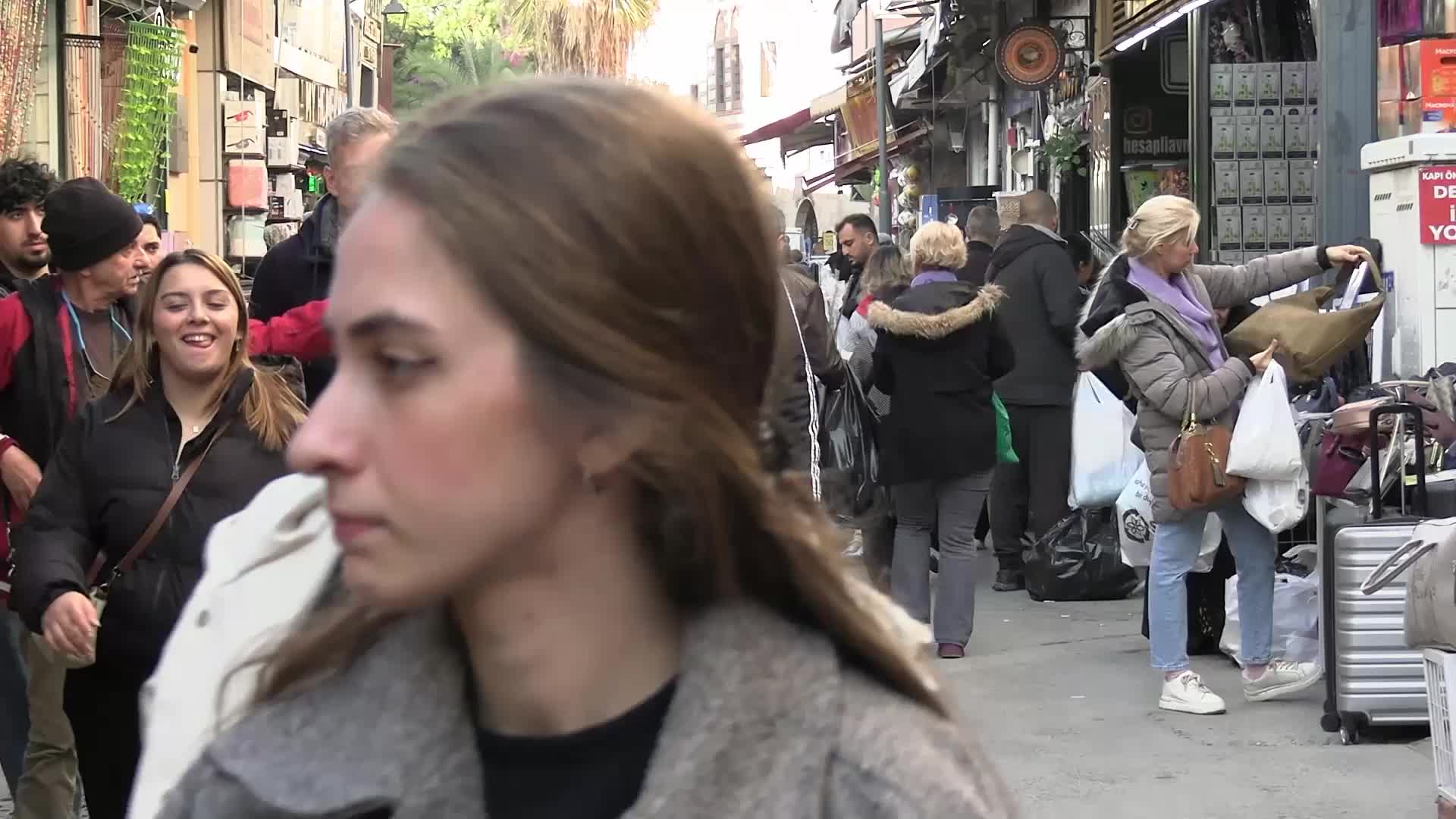 Yılbaşı öncesi kuruyemiş tezgâhlarında durgunluk: Alım gücü düştü, satışlar geriledi