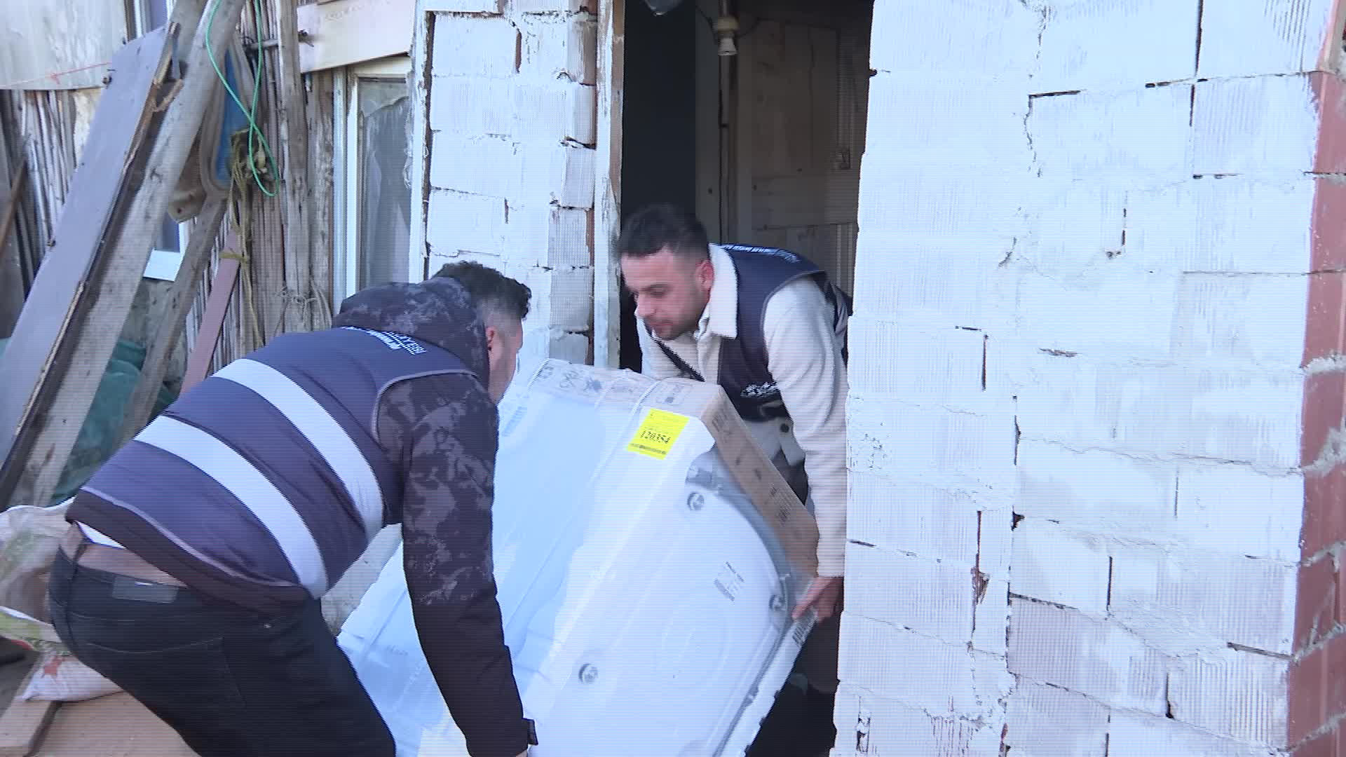 İzmir Büyükşehir’den en ücra köşeye sosyal destek