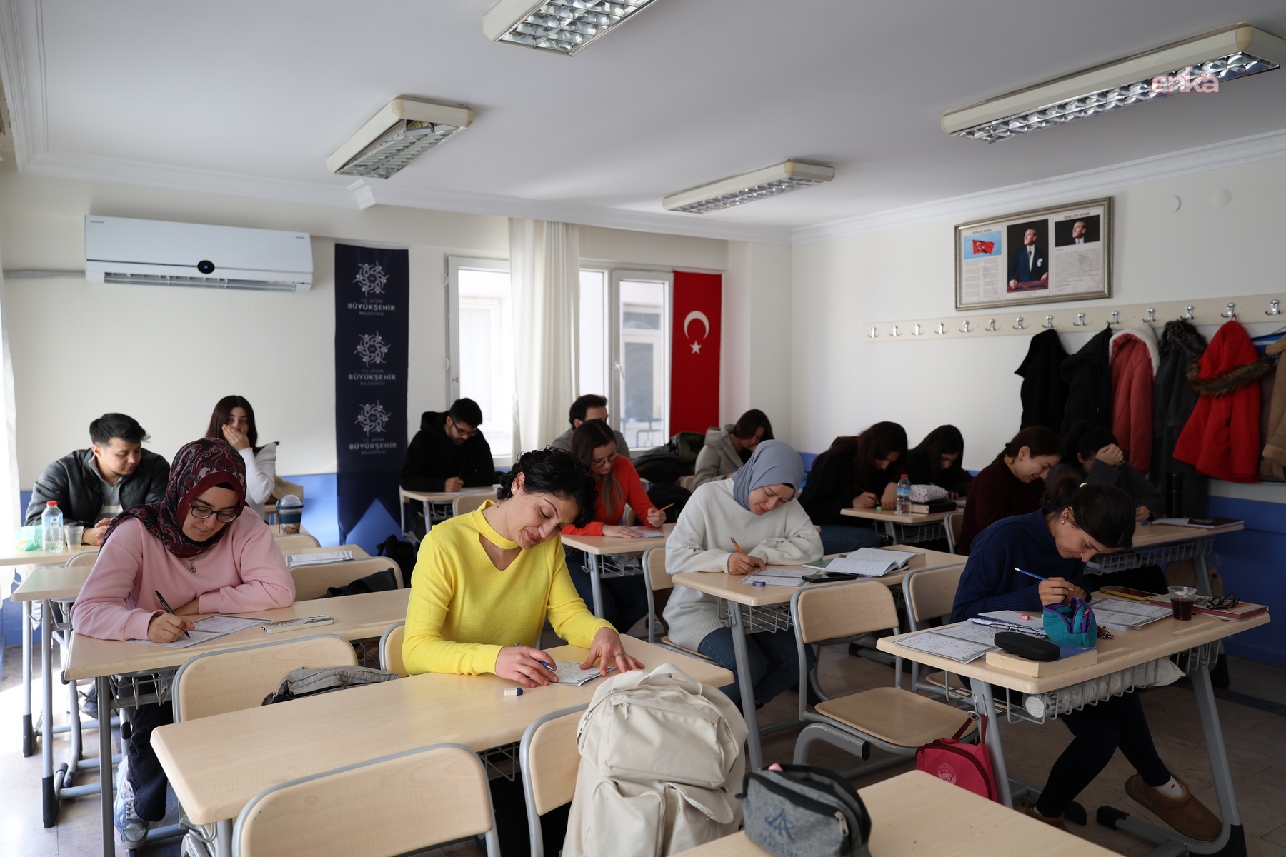 Aydın Büyükşehir Belediyesi, memur adaylarına desteklerini sürdürüyor