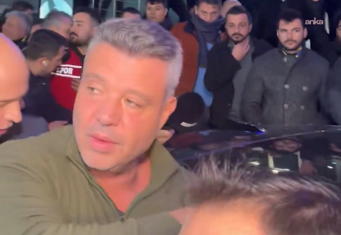 Uyuşturucu soruşturması kapsamında ifadeye çağırılan Saadettin Saran İstanbul’a döndü, havalimanında sloganlarla karşılandı