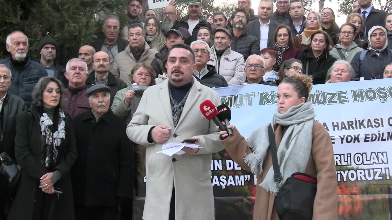 Bilecik'te altın madeni protestosu: Patlatmalar, gürültü ve kimyasal riskleri ile yaşam alanlarımızın tam ortasına müdahale edilecek