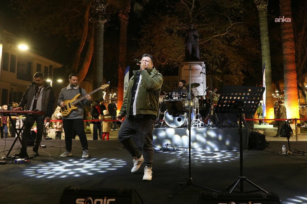 Yeni Yıl Pazarı Mudanya'da kapılarını açtı